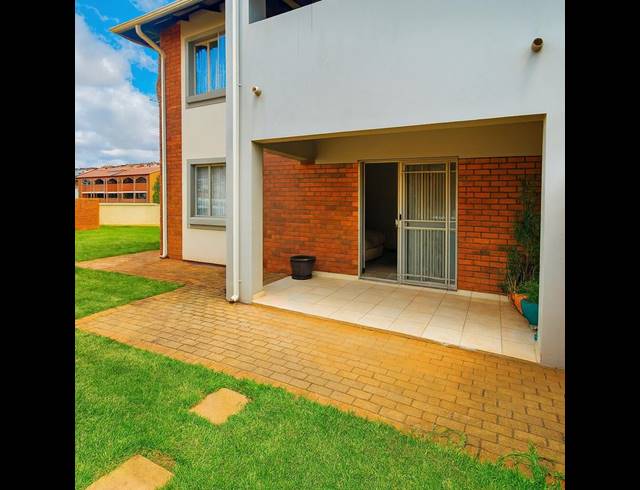 2 BEDROOM COMPLEX FOR SALE IN MONAVONI